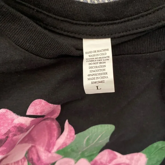Pink Roses Black Graphic T-Shirt - Picture 6 of 6